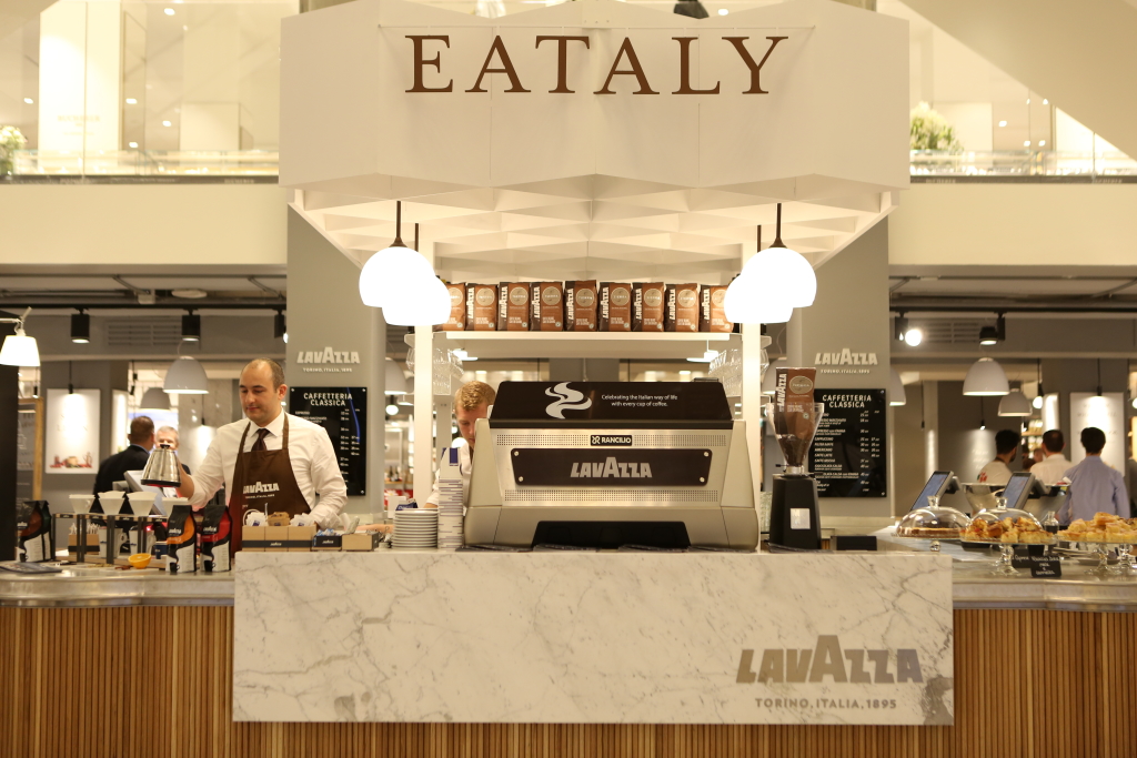 Ny Lavazza café byder på italienske kaffeoplevelser i Eataly